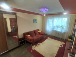 Продам двокімнатну квартиру з ремонтом, меблями та технікою у дуже зручному районі міста Сум. фото 3